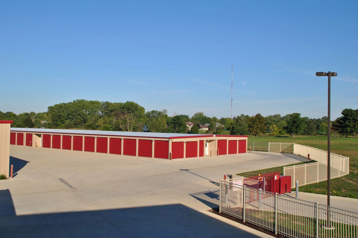 country fair self storage exterior